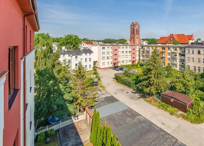 Daire Holdu Pruskiego, Sun & Snow *